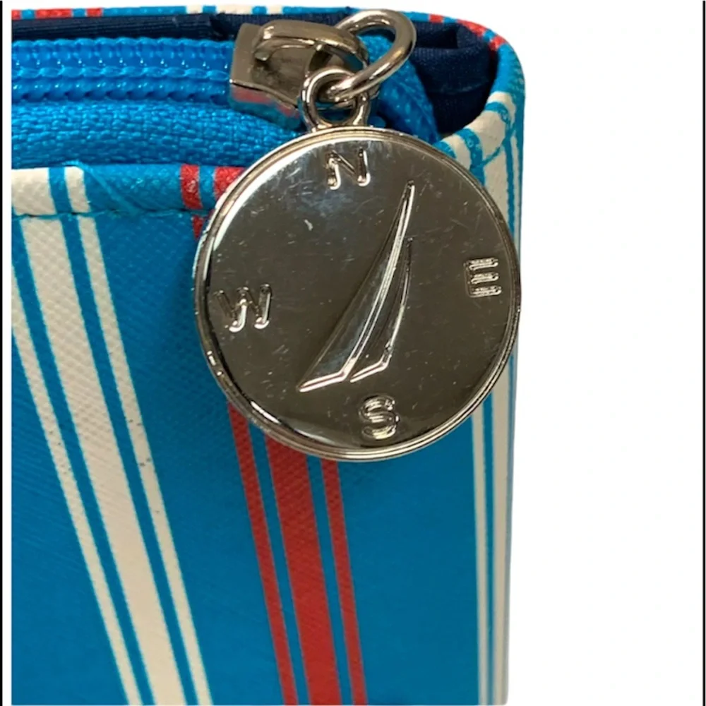 NAUTICA RFID PROTECTION Red White Blue Striped Zip Wallet colorful retro